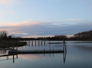 2875 Wells Rd, Peconic, NY 11958