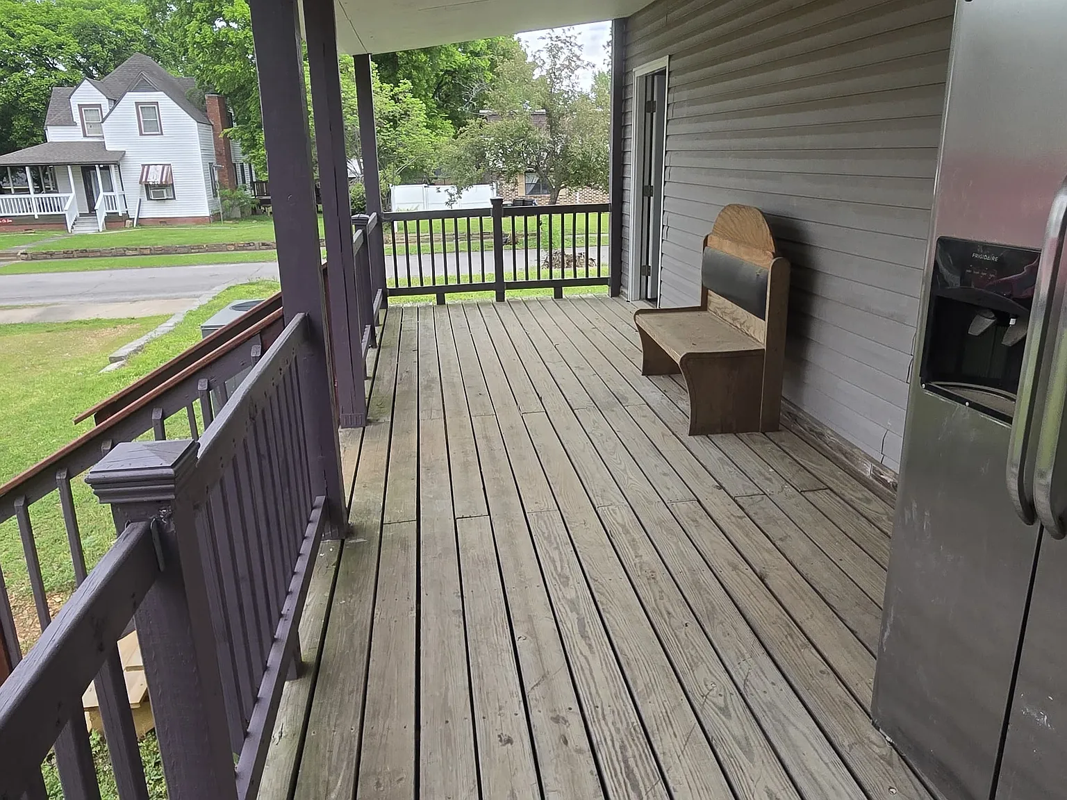 3 bed, $1,300 — Photo 2