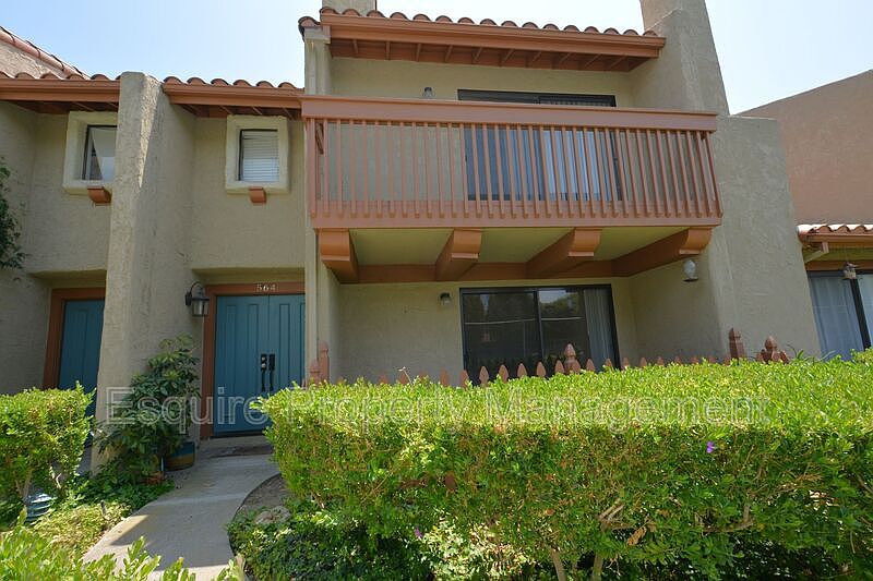 1st image of 564 Rosewood Ave