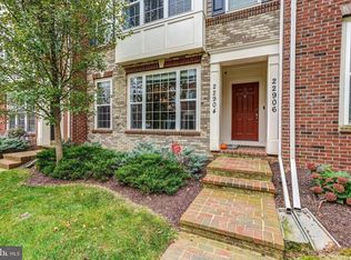 22904 Spicebush Dr #1581, Clarksburg, MD 20871