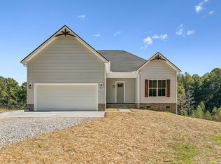 523 Hog Back Ridge Rd, Bethpage, TN 37022