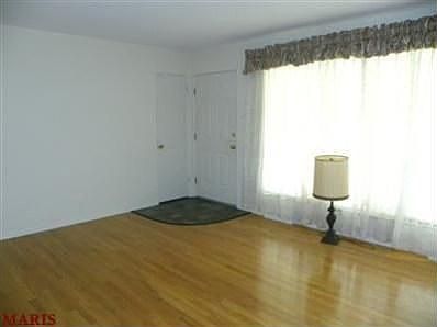 3rd image of 265 Palm Dr