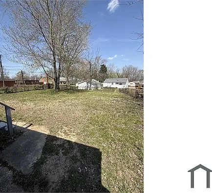323 Shepley Dr — Photo 8