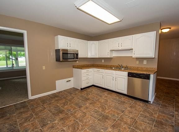 3rd image of 56576 Miller Dr