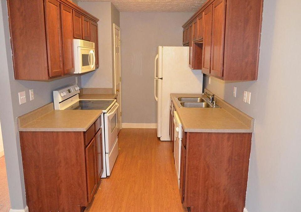 1st image of 11915 Tazwell Dr #4-6