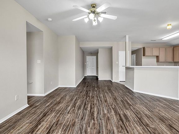 5th image of 9641 Olivia Dr