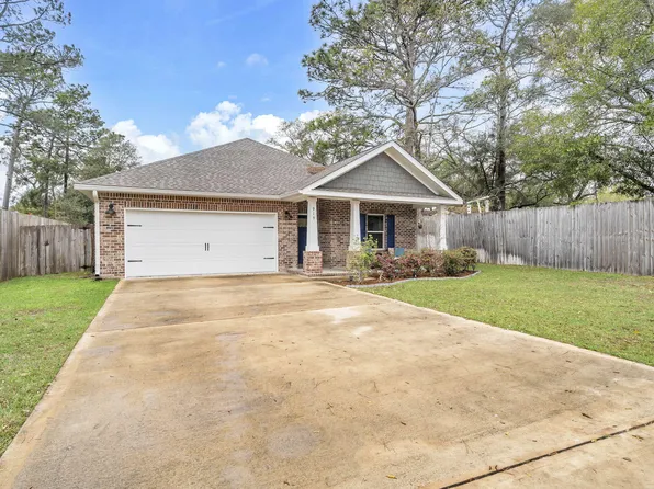 915 Linden Ave, Niceville, FL 32578