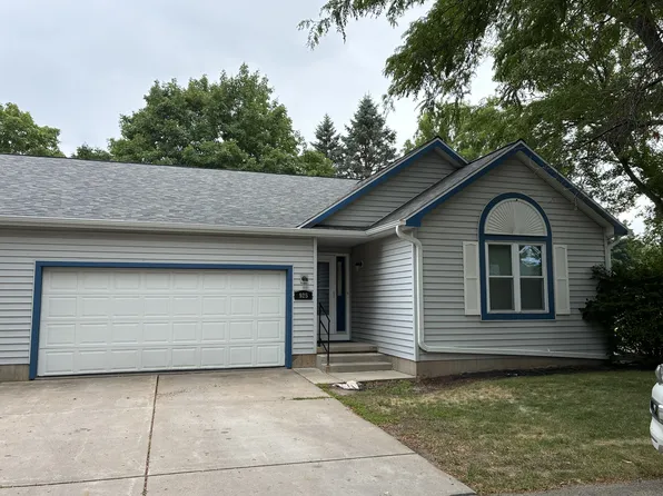 925 Sky Ridge Dr, Madison, WI 53719