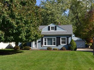 4609 Canterbury Rd, North Olmsted, OH 44070