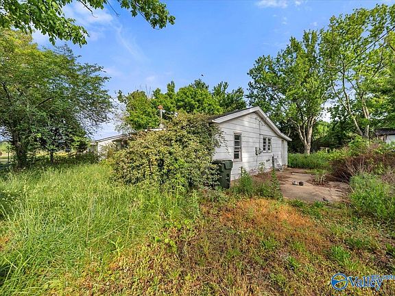 3rd image of 554 Miller Rd