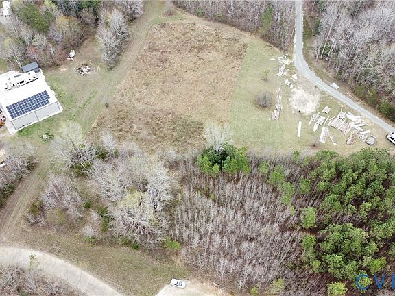 4th image of 2 Clarke Rd