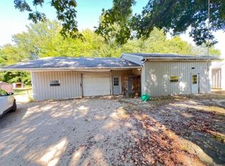 59445 Farrand Rd, Colon, MI 49040