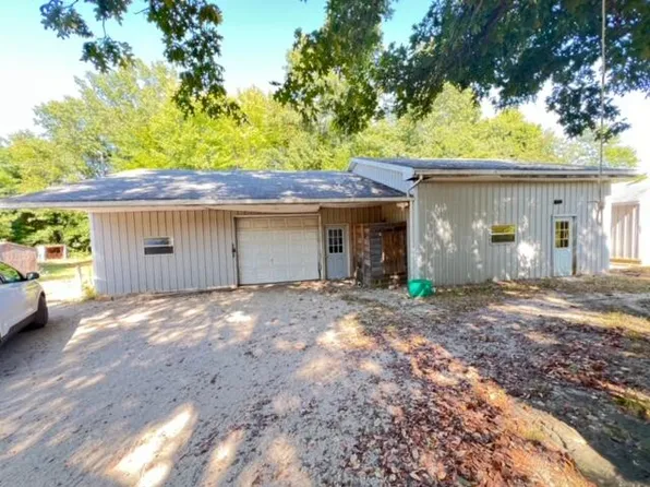 59445 Farrand Rd, Colon, MI 49040