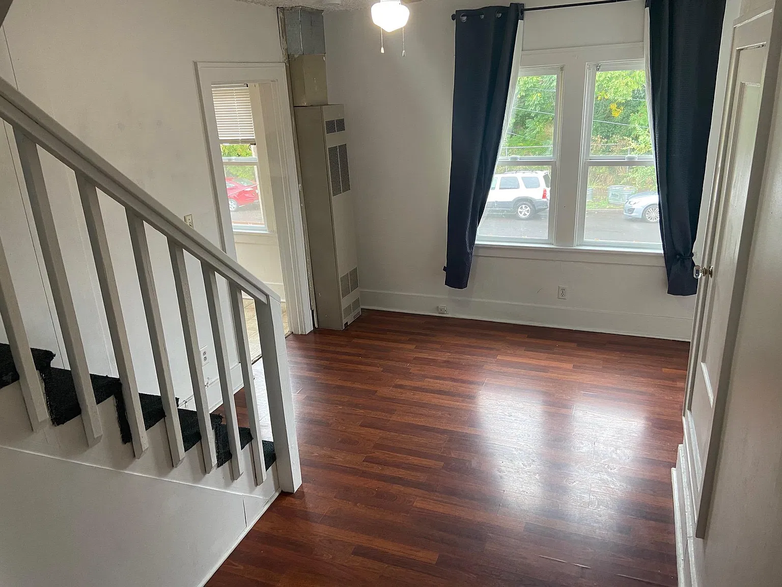 3137 SE Hawthorne Blvd — Photo 4