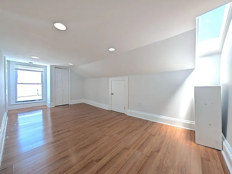 69 Beacon Ave #3 — Photo 15