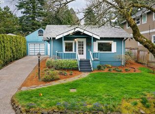 7464 SW 53rd Ave, Portland, OR 97219