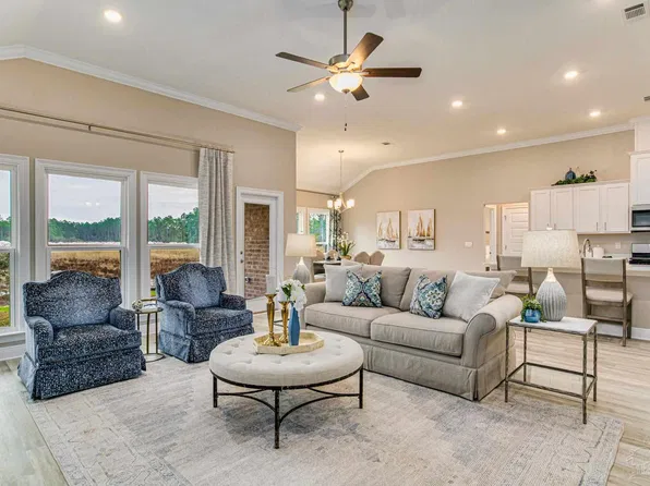4172 Foggy Bottom Dr, Milton, FL 32583