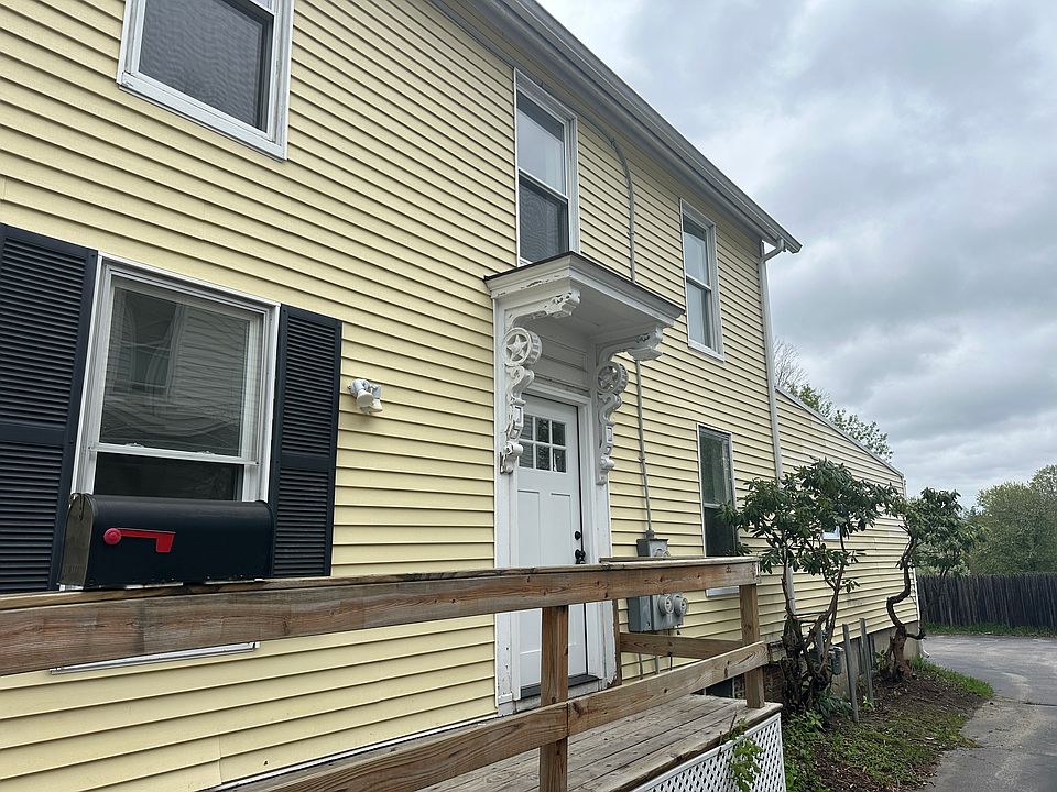 Private Entry from side porch
