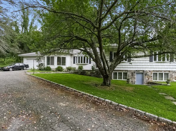 6 Jackson Rd, Bedford, NY 10506