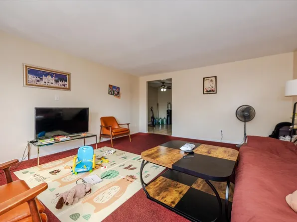 1405 East 233rd Street image 15 of 31