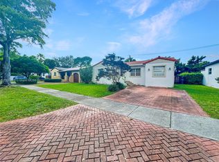 5760 SW 10th St, West Miami, FL 33144