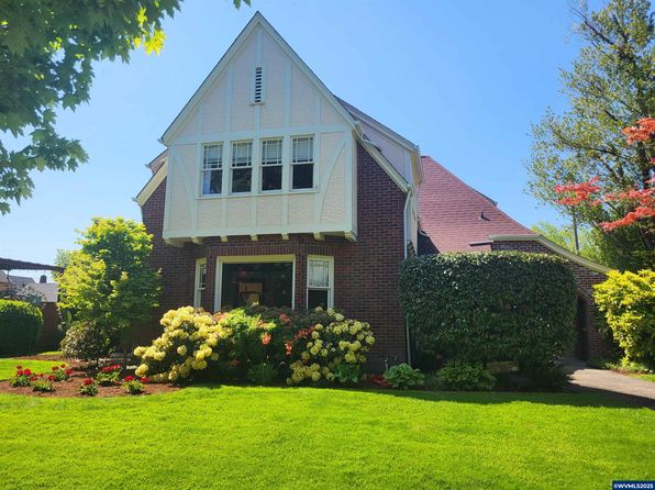 316 NW 32nd St, Corvallis, OR 97330