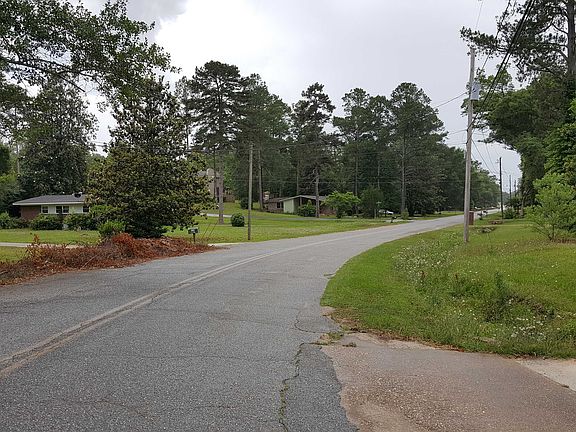 4th image of 222 Sun Valley Dr
