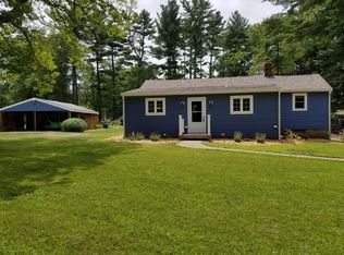 11 Willow Rd, Halifax, MA 02338