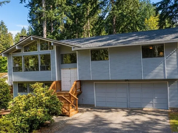 18016 S Tapps Drive E, Lake Tapps, WA 98391