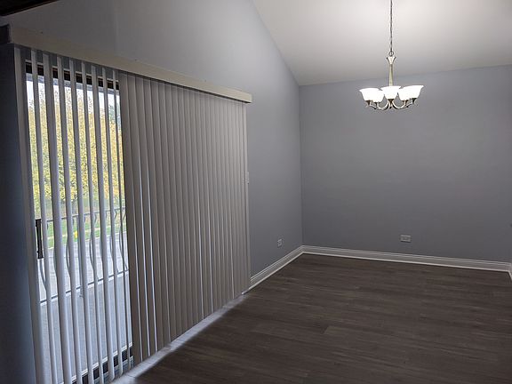 4th image of 17968 Royal Oak Ct