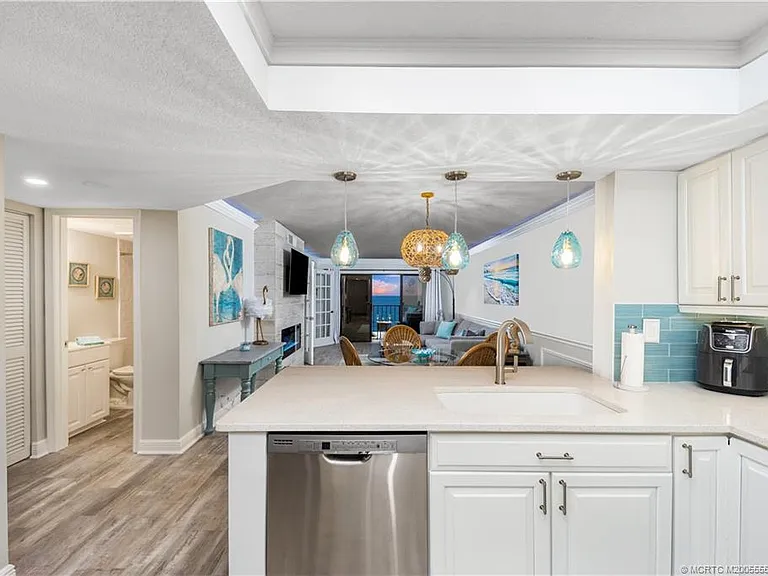 9400 S Ocean Dr #706B — Photo 6