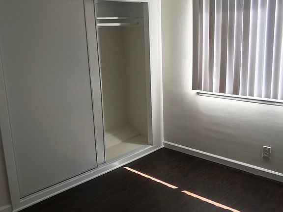 2nd image of 1148-1156 W Valencia Dr #1148-08