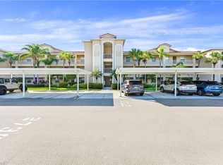 2720 Cypress Trace Cir APT 2928, Naples, FL 34119