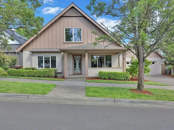 821 Meadow Butte Loop, Eugene, OR 97401
