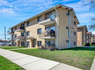 6101 W 64th Pl #1, Chicago, IL 60638