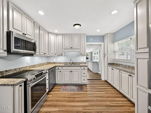 3rd image of 3608 Biltmore Dr