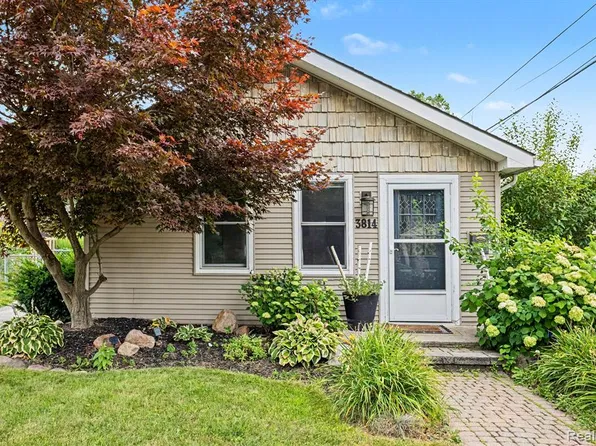 3814 N Blair Ave, Royal Oak, MI 48073