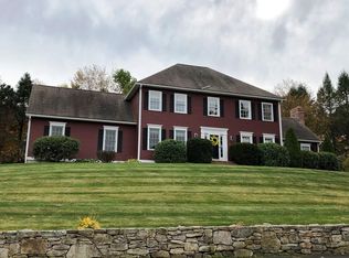 71 Camelot Dr, Shrewsbury, MA 01545