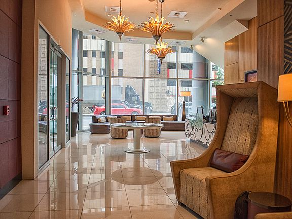 3rd image of 610 E Market St Unit 3009