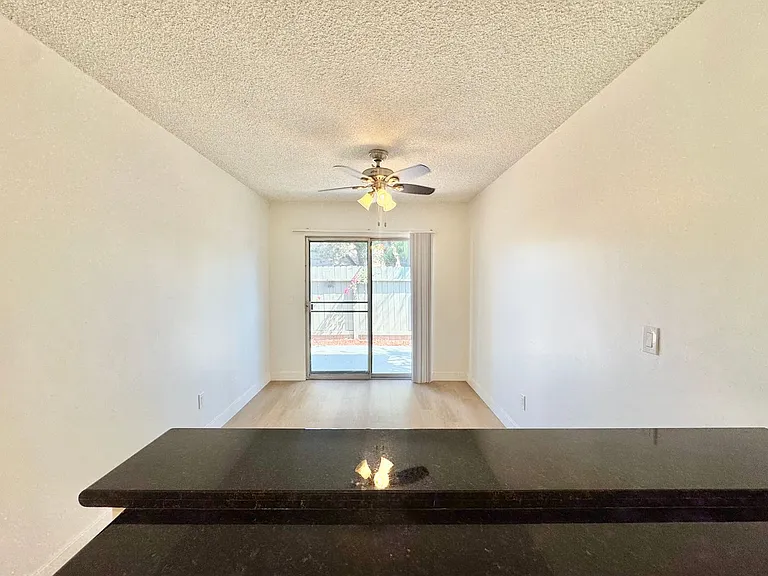 Garden Walk Apartments — Photo 15