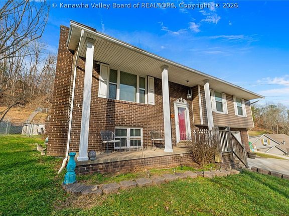 2nd image of 827 Dairy Rd