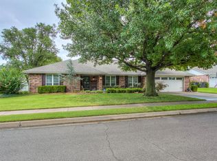 2536 SE Vicksburg St, Bartlesville, OK 74006