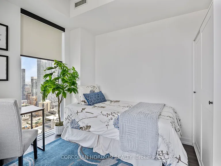 20 Edward St #Penthouse 1 — Photo 40