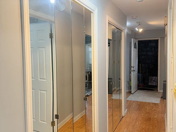 3rd image of 109 Palisade Ave #G