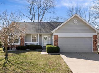 10330 Arthur Pl, Saint Louis, MO 63131