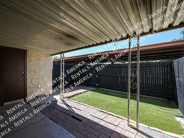1052 S San Jose #2 — Photo 22