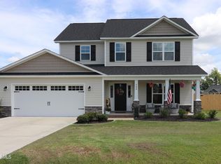 200 Stonebridge Ct, Maysville, NC 28555