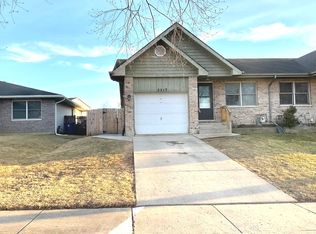 2517 Red Oak Trl, Crest Hill, IL 60403