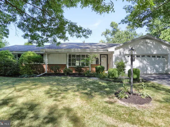 430 Orrs Bridge Rd, Camp Hill, PA 17011