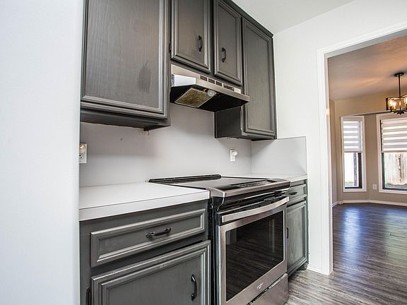 3rd image of 6903 Hope Ave